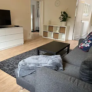 Apartment & Living